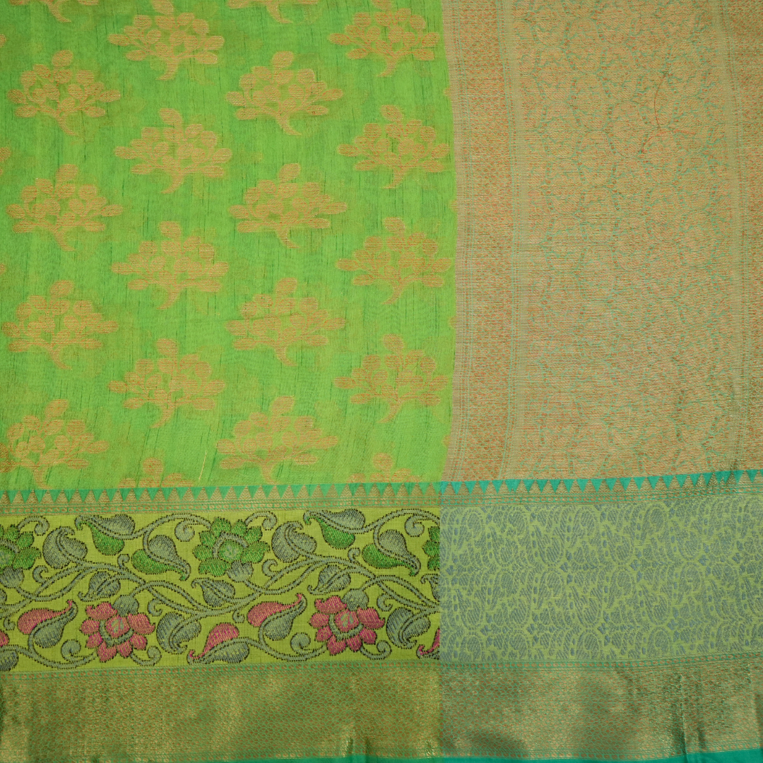 Komal Resham- Green color banarasi Silk Saree with zari weaving with Floral Border for women