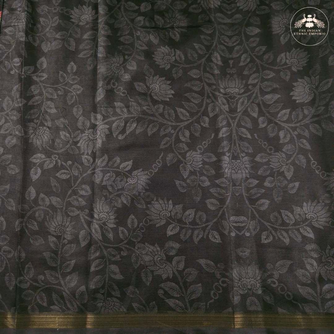 Black Color Bhagalpuri Silk Saree with Hindu God, Shri Krishna Print- कृष्ण- Kalamkari Katha